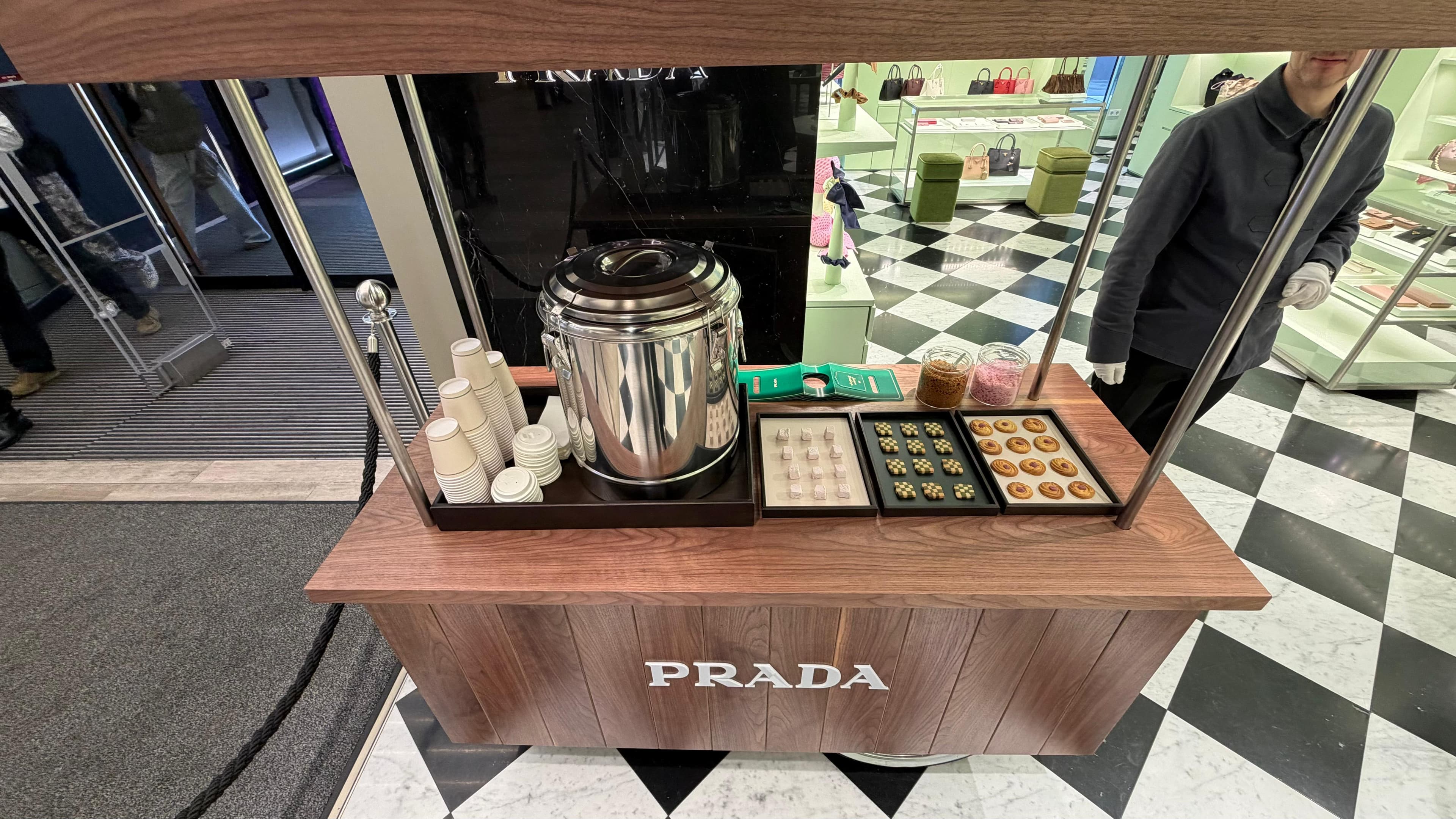 PRADA | Holiday Cart gallery image 9
